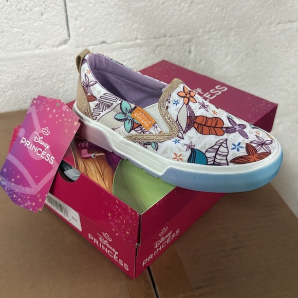 Kids' Disney Princess Moana Slip-On Sneaker - Picture 6 of 6